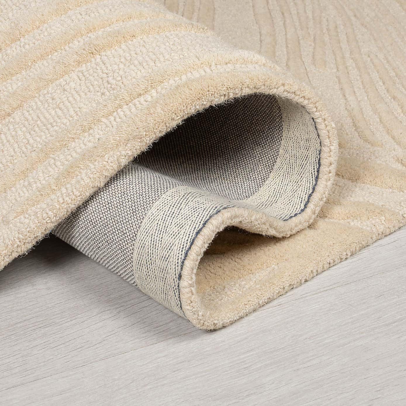 Beige Hand Tufted Floral Area Rug for Bedroom & Living Room
