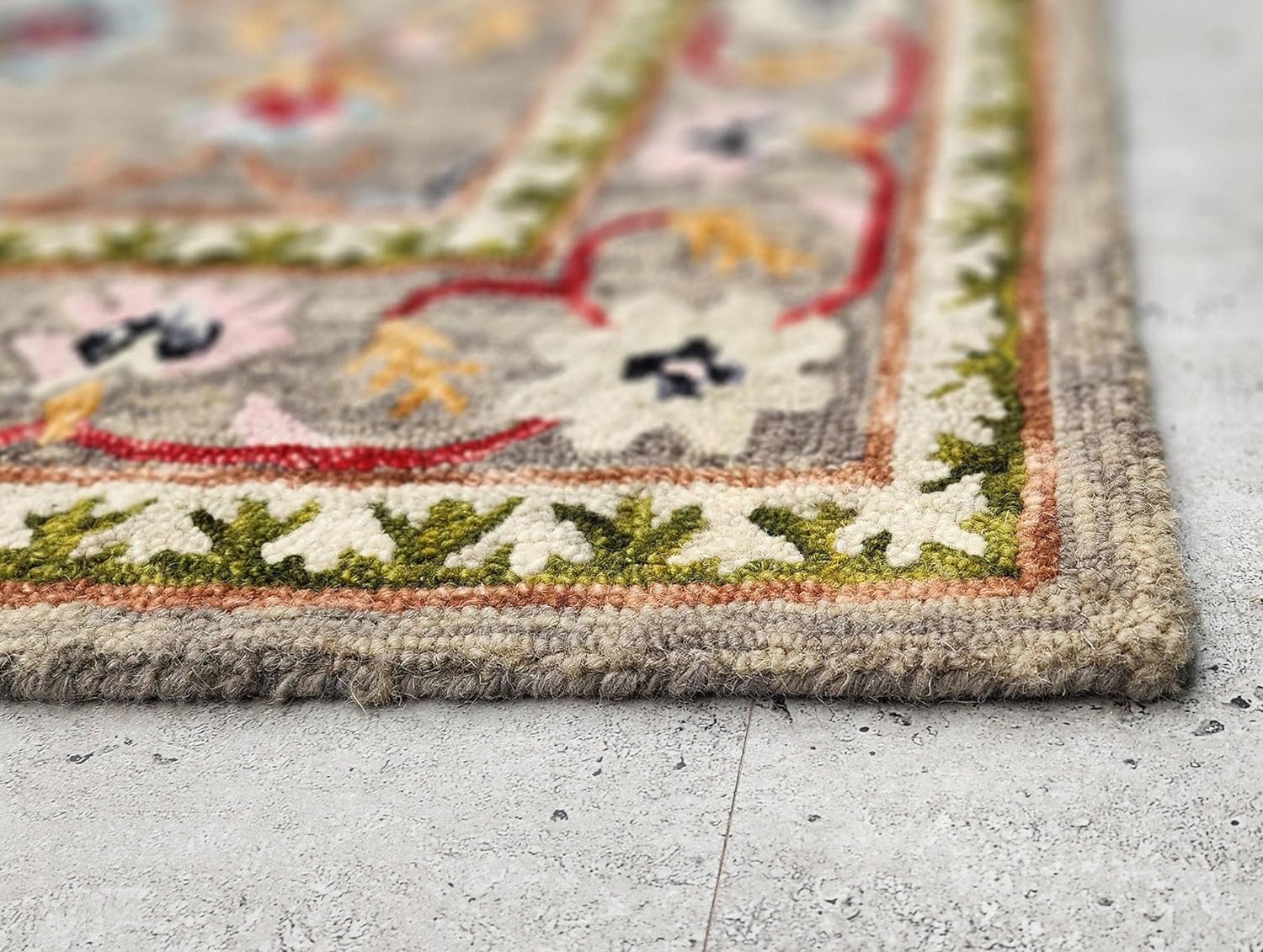 Multicolor Premium Hand Knotted Area Rug for Living Room & Bedroom