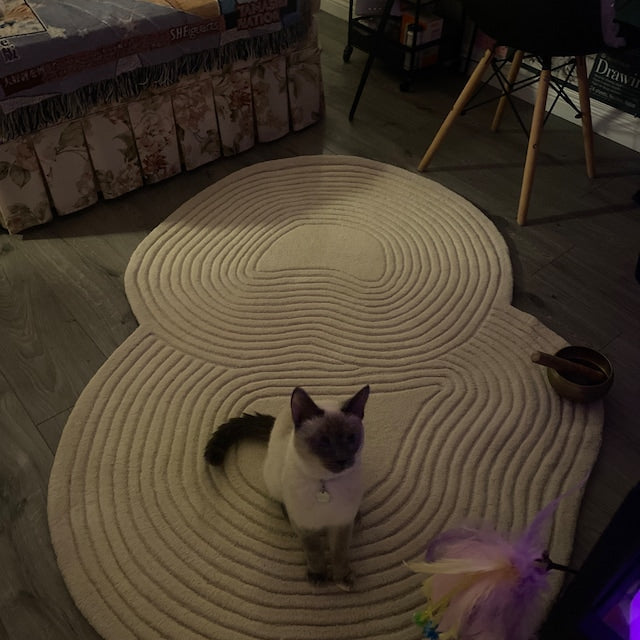Irregular Shape Modern Rug
