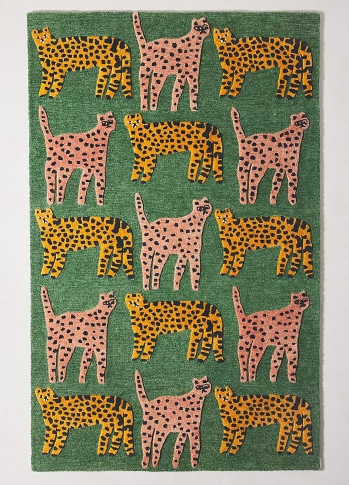 Green Hand Tufted Catwalk Area Rug for Living Room and Bedroom