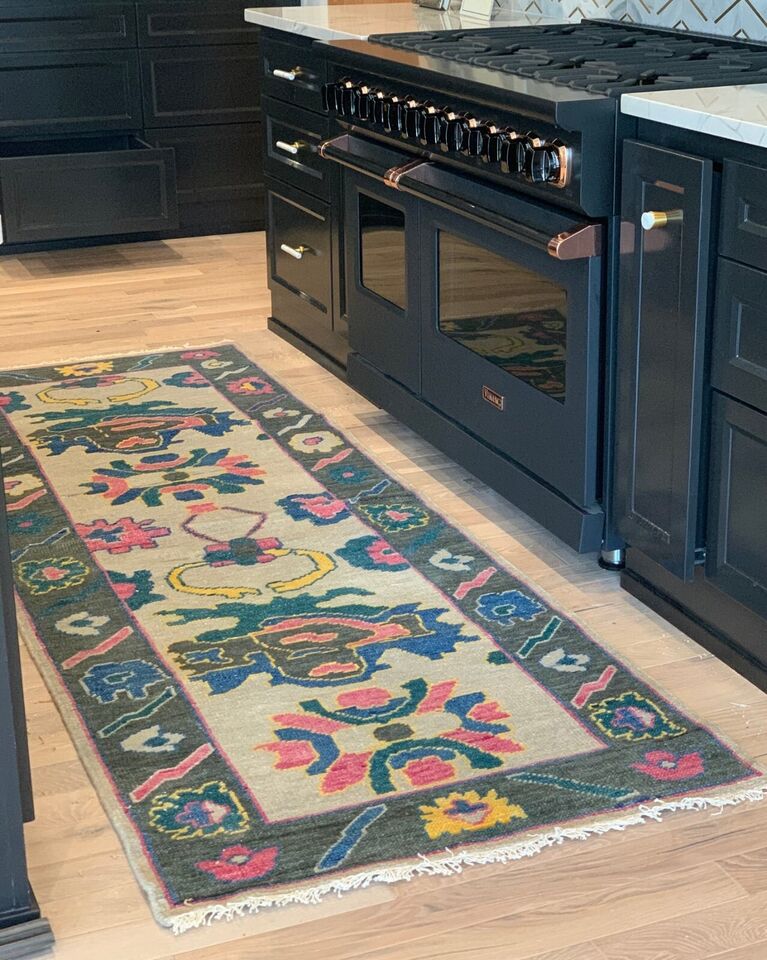 Vivian Hand Knotted Oushak Rug